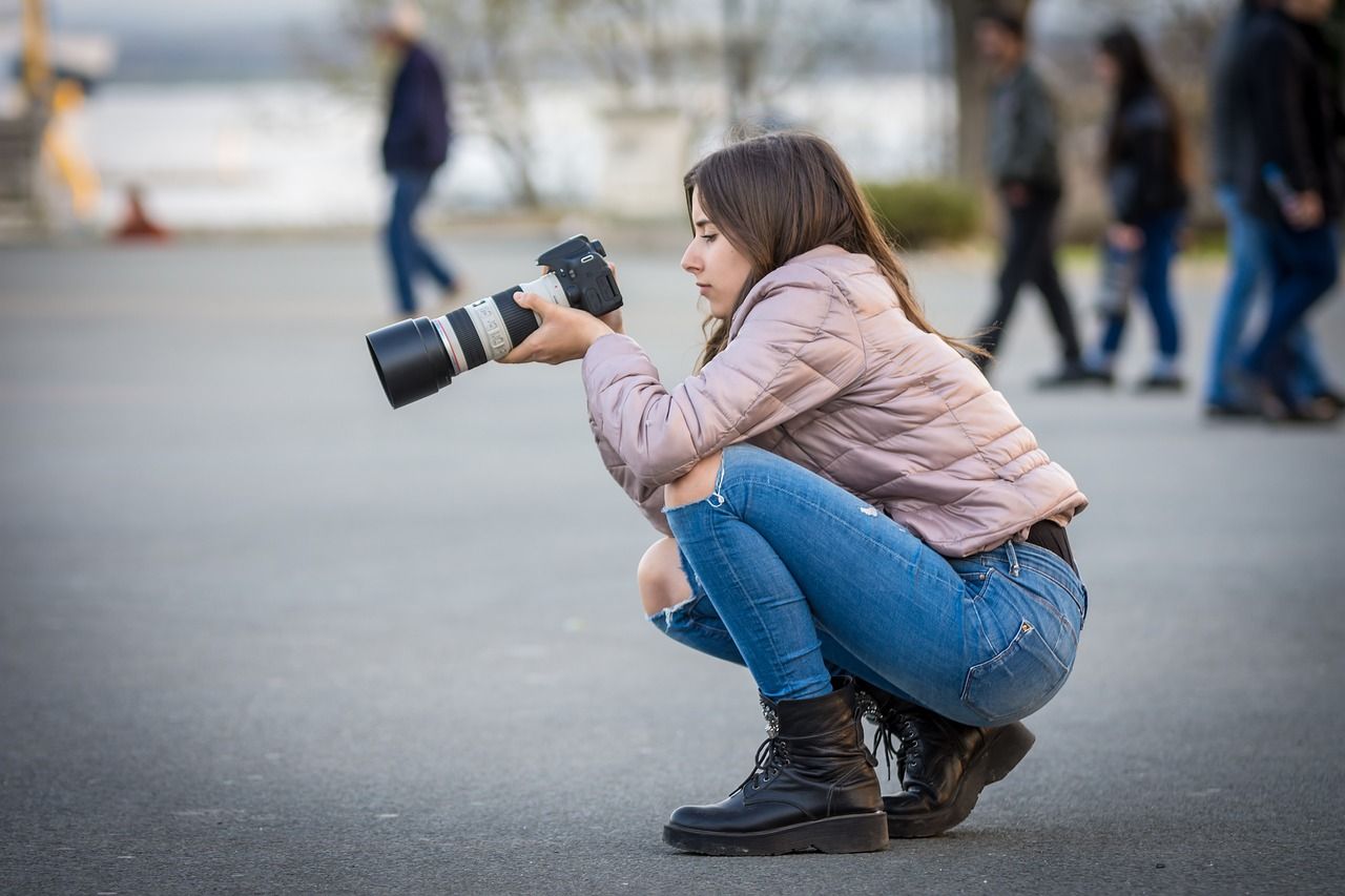 Aparat fotograficzny czy kamera – co wybrać?